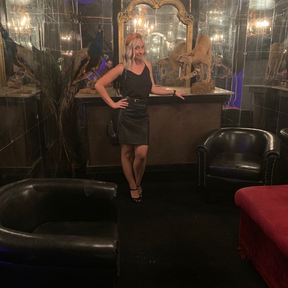 Meet your Posher, Ashley - Picture 1 of 3